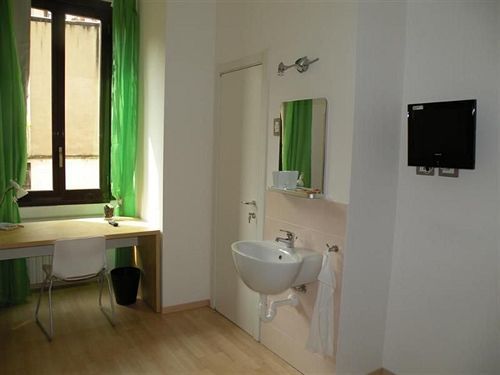 Le Tre Torri Hotel Milan Exterior photo